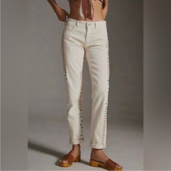 ANTHROPOLOGIE Pilcro embroidered ivory slim Boyfriend Jeans Size 27 - Picture 2 of 9